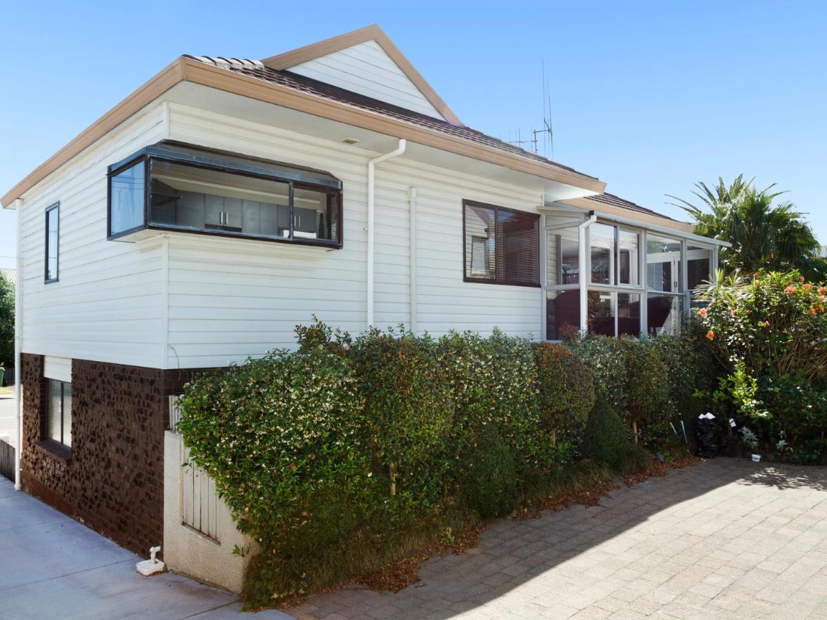 At The Bay - Mt Maunganui Holiday Home Tauranga Dış mekan fotoğraf